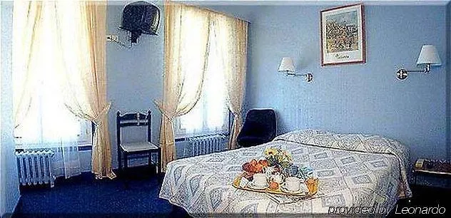 Du Maine Отель 2*