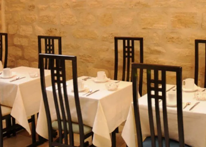 Otel Du Maine 2*